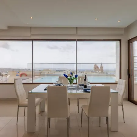 Appartement Luxury Ph With Rooftop Pool In By Homely