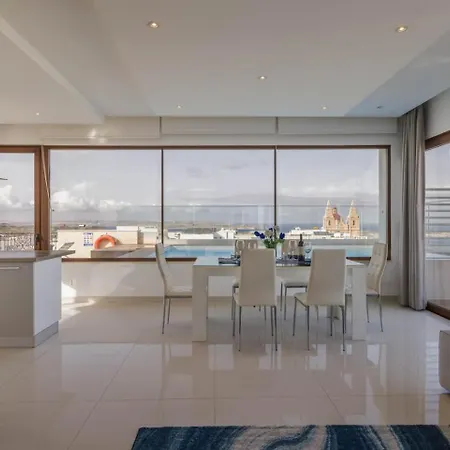 Luxury Ph With Rooftop Pool In By Homely *