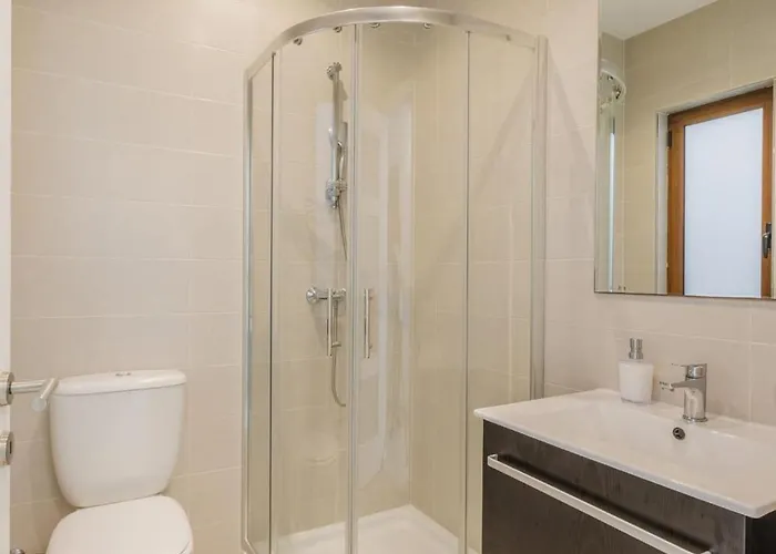 Apartment Luxury Ph With Rooftop Pool In By Homely *