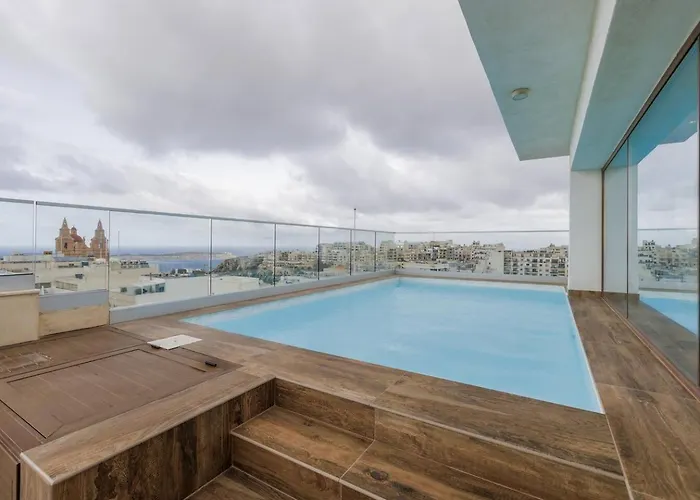 Luxury Ph With Rooftop Pool In By Homely Daire